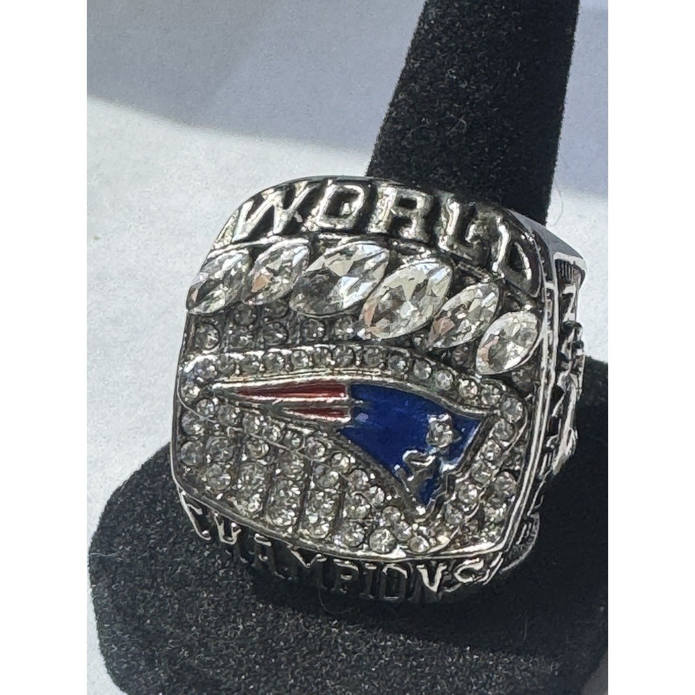 New England Patriots Super Bowl LIII Replica Ring Edelman MVP 2018 Size 10.5 NFL